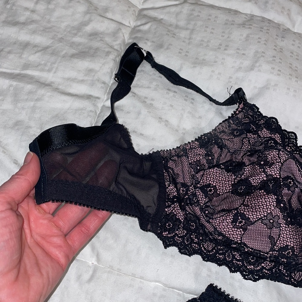 Hot milk maternity bra and thong removable clasp to nurse worn once - Picture 3 of 8